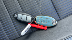 Nissan Qashqai 1.3 DiG-T MH Tekna 5dr Petrol Hatchback